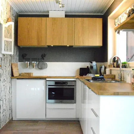 Pleasing Holiday In With Garden Casa de Férias